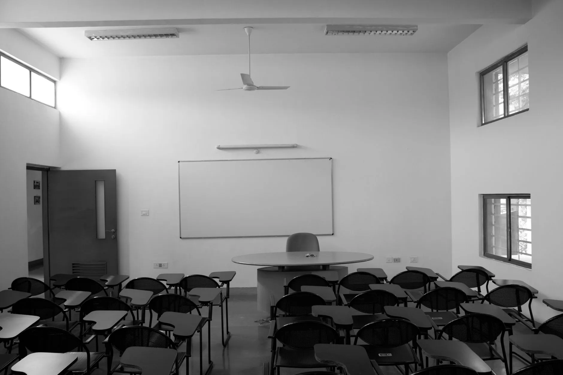 电子电路设计中信号完整性分析与优化策略