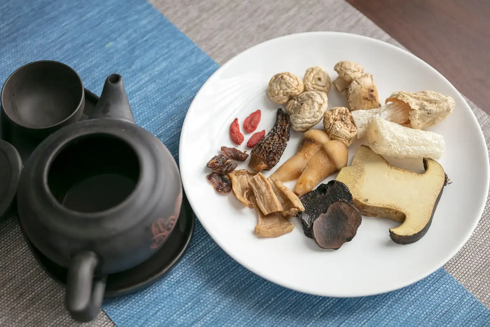 庆鸿双茂电子产品研发中硬件电路设计的关键技术解析